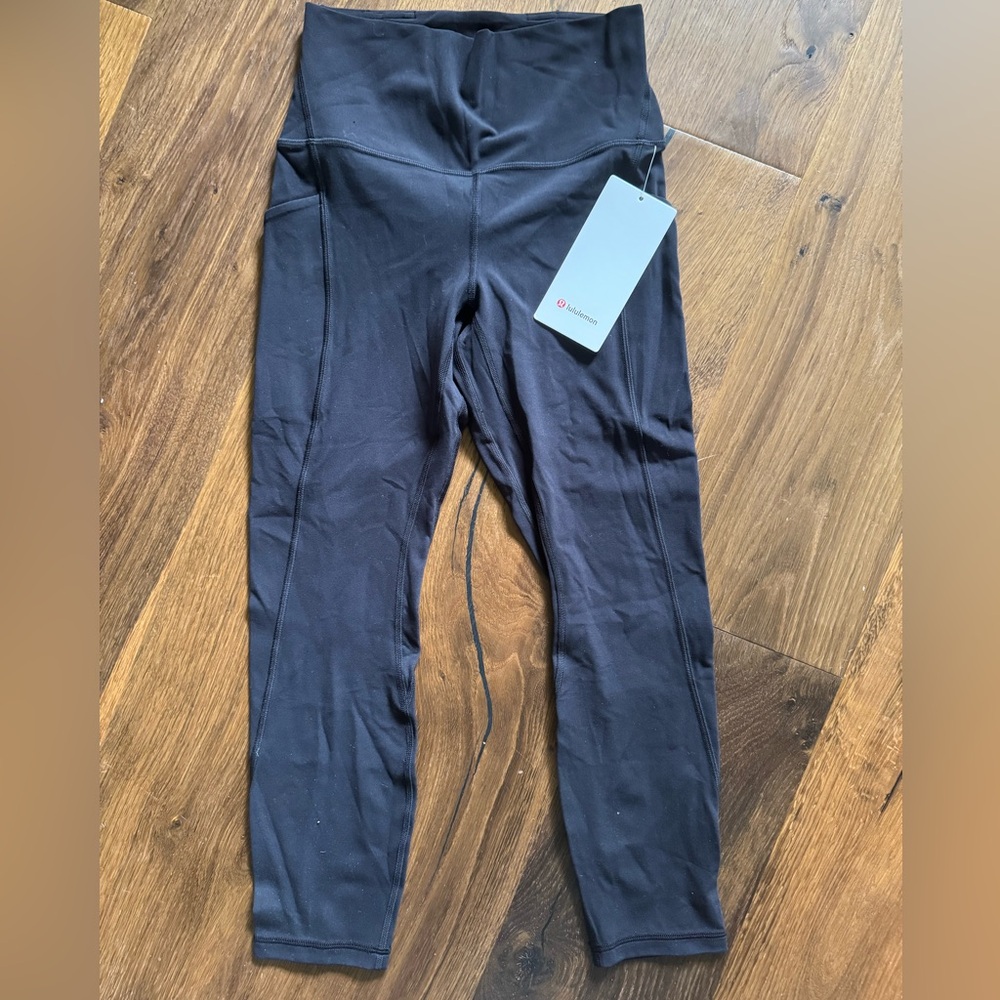 lululemon black Align HR Pocket Crop 23"